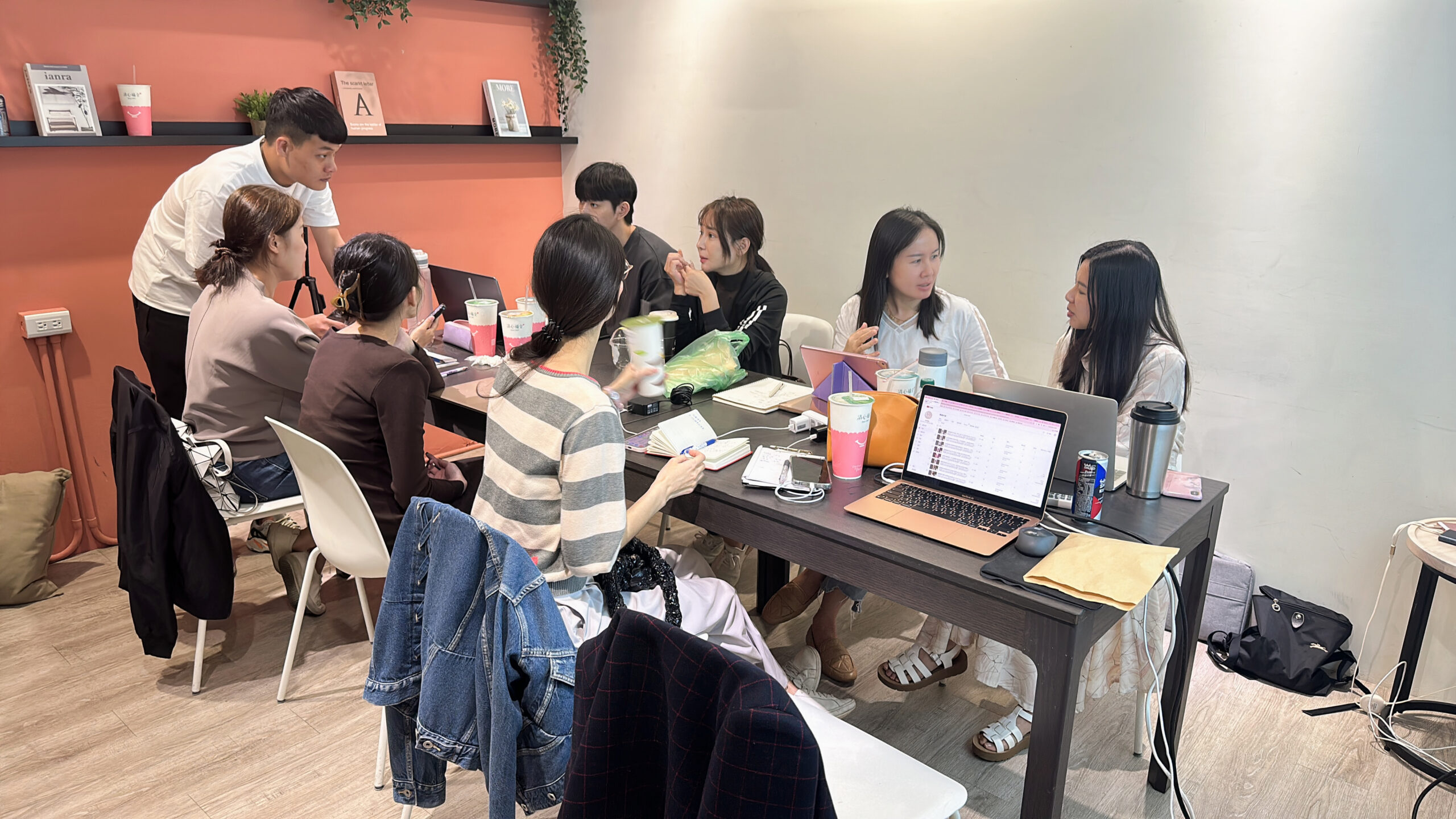 uzzi韓國批發教學老師 韓國官網品牌代購 chloe's wholesale韓國批發代理學院 沐黎國際行銷